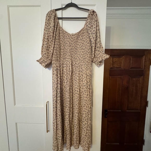 Dahl dress 
Elizabeth dress, worn once - Picture 1 of 3